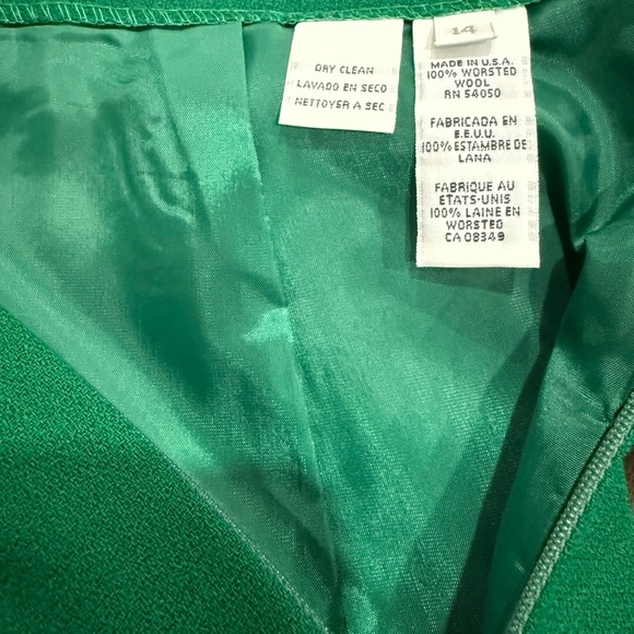 Jones New York Green Blazer & Skirt Set Size 14 Career Professional Office - Picture 5 of 10